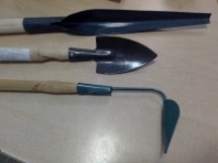 Корнеудалитель Лидерс деревянной ручкой