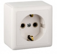 Розетка ХИТ о/у с изолированной пластиной 250В 16А белый RA16-133-B
